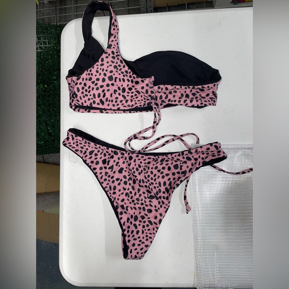 Reversible Bikini - Picture 2 of 3